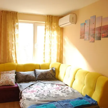 In Апартаменты Варна