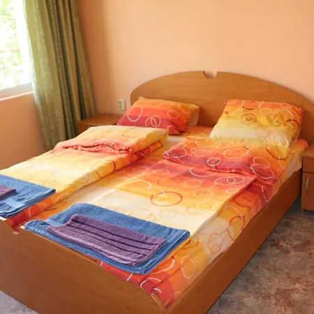 In Апартаменты Варна