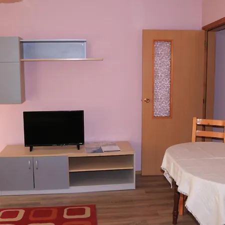 In Апартаменты